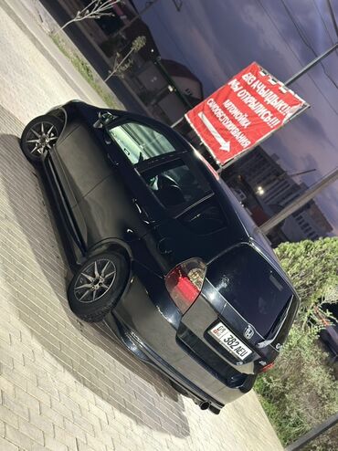 срочно в связи с переездом: Honda Fit: 2002 г., 1.3 л, Вариатор, Бензин, Хэтчбэк