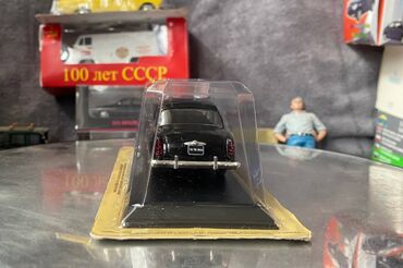 Avtomobil modelləri: Коллекционная модель GAZ-M21 Volga black 1963 Altaya Scale 1:43 — 9