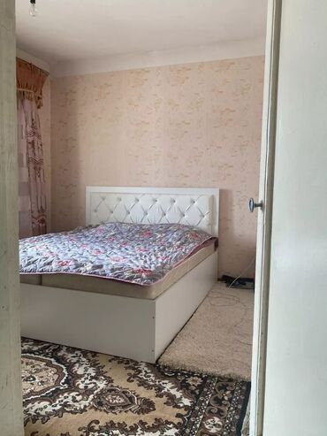 дом каракол квартира: 3 комнаты, 83 м², 105 серия, 1 этаж, Старый ремонт