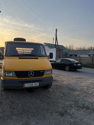 Жүк ташуучу унаалар: Жүк ташуучу унаа, Mercedes-Benz, Дубль, 3 т, Колдонулган