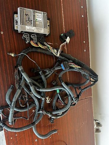 Digər avtomobil ehtiyat hissələri: Bufer arxa qabag Faralar arxa qabag Rol Bezin nasos Col qranat — 10