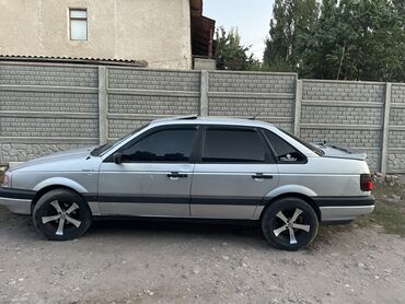 опел зафира б: Volkswagen Passat: 1990 г., Седан