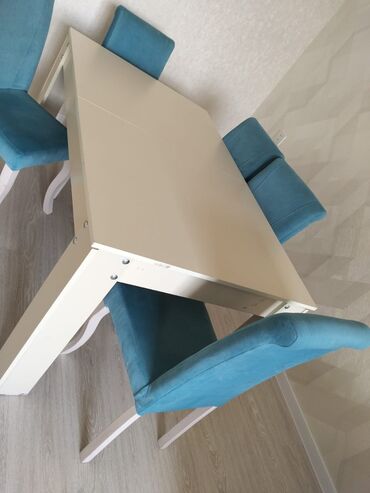 Mətbəx mebeli: Qonaq otağı üçün, İşlənmiş, Açılan, Kvadrat masa, 6 stul
