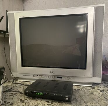 lg x135: Телевизор