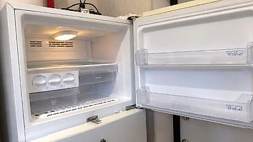 soyuducu indesit: İşlənmiş 2 qapılı LG Soyuducu Satılır, rəng - Ağ — 2