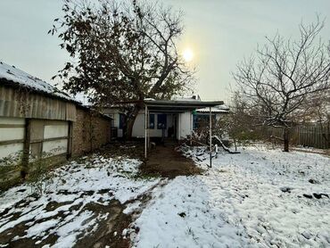 дом не дорогой: Барак, 45 кв. м, 3 бөлмө, Кыймылсыз мүлк агенттиги, Эски ремонт