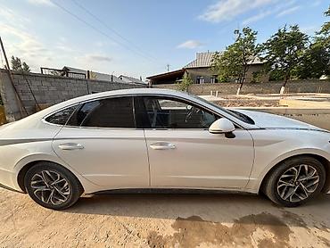 срочное: Hyundai Sonata: 2019 г., 2 л, Автомат, Бензин, Седан — 1