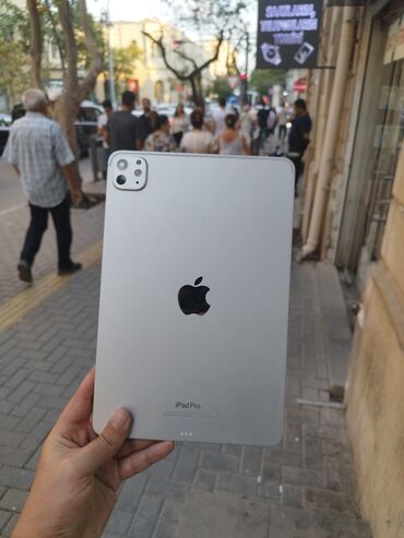 ipad pro 2023 qiymeti: Yeni Apple iPad Pro, 11", 128 GB, Ünvandan götürmə, Ödənişli çatdırılma, Rayonlara çatdırılma