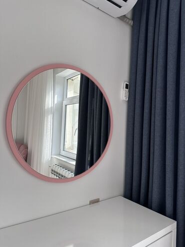 Гостиные гарнитуры: Ağ rəngli minimalist makiyaj/iş masası və divar güzgüsü dəsti - Masa