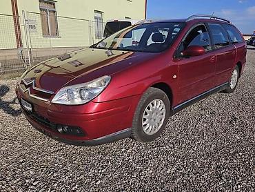 prodaja kola: DELOVI ZA CITROEN C5 2007 | 2.2 HDI 125KW KOD BOJE-11049CJ Kod boje — 2