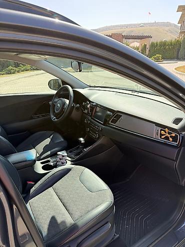 Kia: Kia Niro: 2017 г., 1.6 л, Автомат, Гибрид, Хэтчбэк — 7