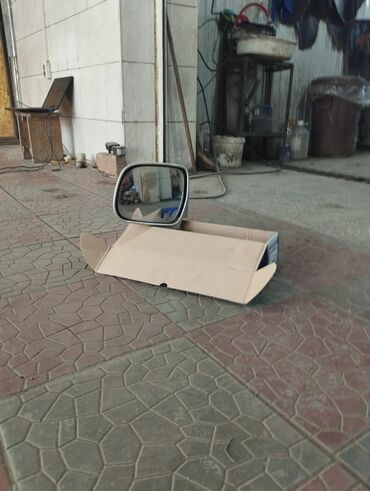 Зеркала: Боковое левое Зеркало Toyota Б/у, Оригинал — 16