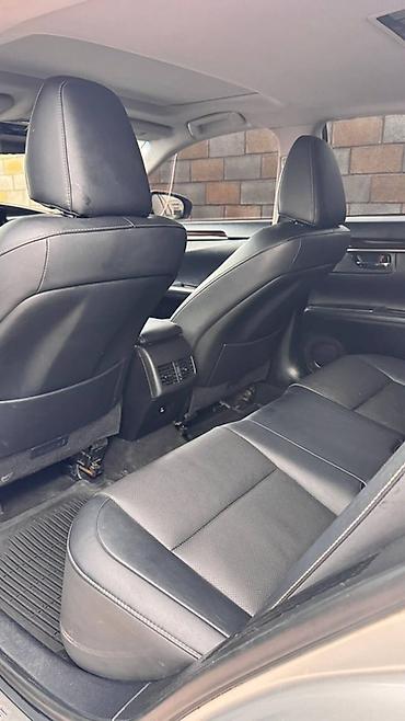 Продажа авто: Lexus ES: 2016 г., Автомат, Седан — 6