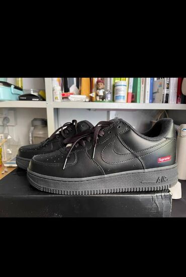 насос для члена: Supreme x Nike air force 1
Люкс реплика, почти новая, одна носка