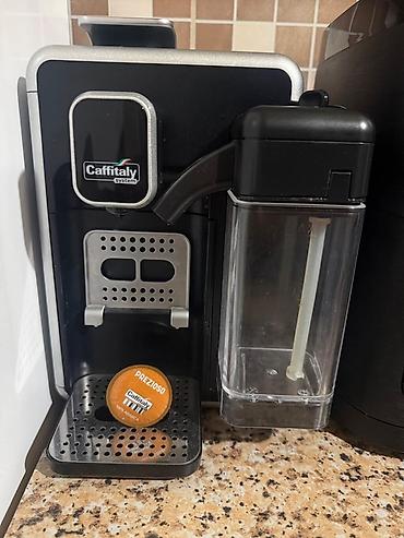 Caffitaly System kapsul qəhvə aparatı – süd köpürdücülü model -
