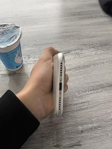 samsung a17 8 256: IPhone 7, Gümüşü — 10