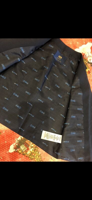 Dəstlər: Brend jiletkalar next ve bashqa brendler,3-4 yasha,10 azn — 8