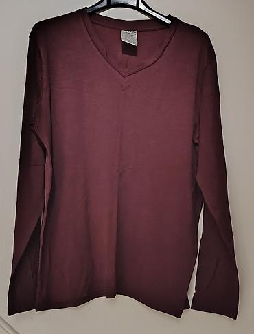 Bluza - Klasičan V-izrez sa diskretnim porubom - Dugi rukavi, ravnog