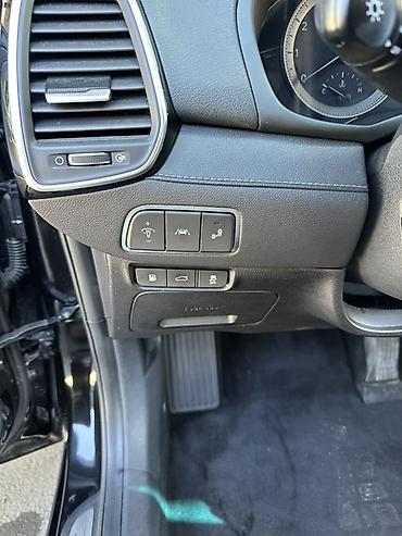 bmw ix3: Hyundai Grandeur: 2019 г., 2.4 л, Автомат, Бензин, Фастбек — 6