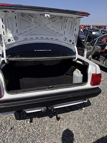 мотор скутер: Audi 100: 1989 г., 1.8 л, Механика, Бензин, Седан — 7
