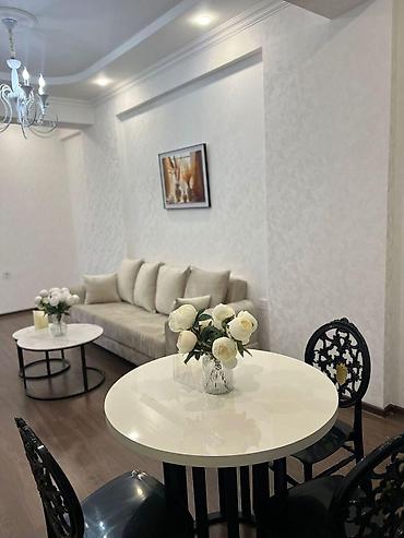 nerimanovda evler: İcarəyə verilir 2 otaqlı yeni tikili 70 m², Nərimanov r. Kateqoriya — 9