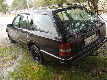 сиз 82 1: Mercedes-Benz W124: 1989 г., 2.3 л, Кол менен иштөөчү, Бензин, Универсал — 2