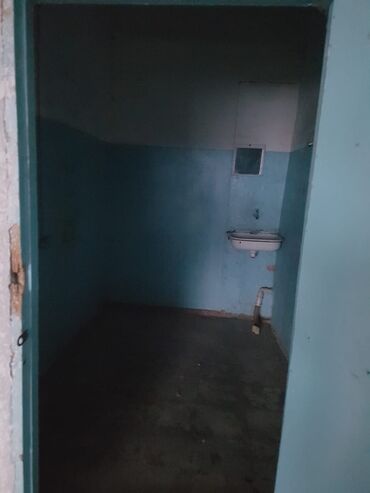 Продажа другой коммерческой недвижимости: Продаю или обмен Помещение 180 КВ.м Адрес: город Токмок микрорайон-1 — 7