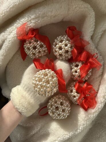 Yeni il oyuncaqları və bəzəkləri: Məhsul: əl istehsalı şam ağacı bəzəkləri Təsvir: - Kristal kəsimli — 10