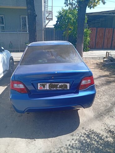 мотор на виндом: Daewoo Nexia: 2011 г., 1.5 л, Механика, Бензин, Седан