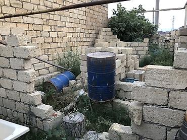 сад: Bineqedi rayonu Bileceri qesebesinde yerlesen yarim tikili evdir yarim — 1