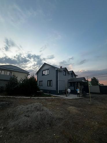 Продажа коттеджей и домов: 🏡 Продаётся просторный дом в районе Ар-Ордо 📍 Ар-Ордо ✨ Основные — 11