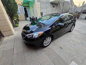 skoda rapid: Kia Forte sedan - Kuzov: 4 qapılı sedan, qara rəng - Mühərrik və — 6