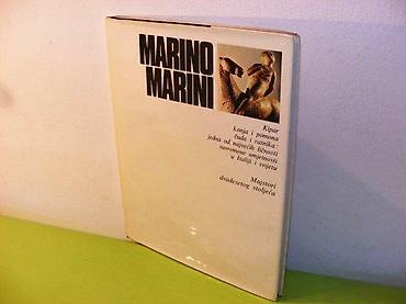 bele strane: Tvrdi platneni povez / veći format /, latinica Izdavač: Naprijed – — 1