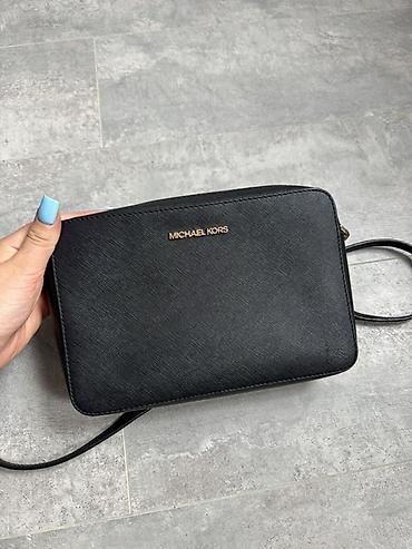 luis vitton: Классическая сумка, Michael Kors, Материал: Натуральная кожа, Застежка на молнии, Женские, Б/у — 1