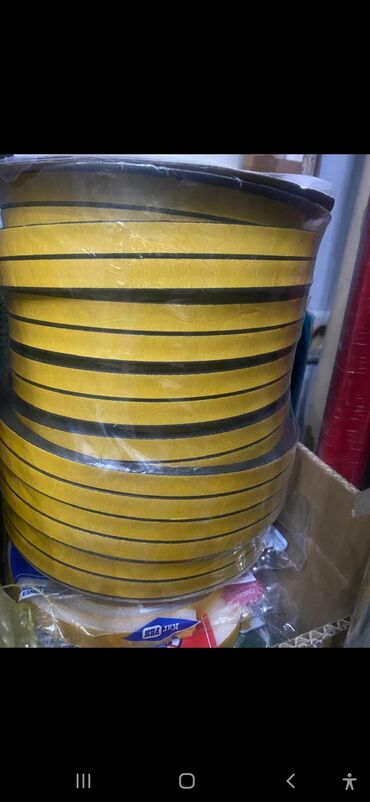 Монтажный клей: Двусторонний скотч (лента) в больших намотках. - Основа — 1