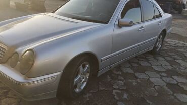 милления: Mercedes-Benz E 270: 2002 г., 2.7 л, Механика, Дизель, Седан