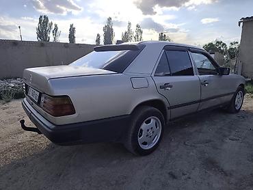 гелик мини: Mercedes-Benz W124: 1988 г., 2.9 л, Механика, Дизель, Седан — 4