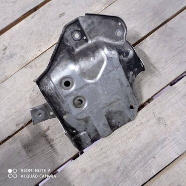 батареи на приус: Поддон под аккумулятор Honda Accord K24 2008 (б/у)