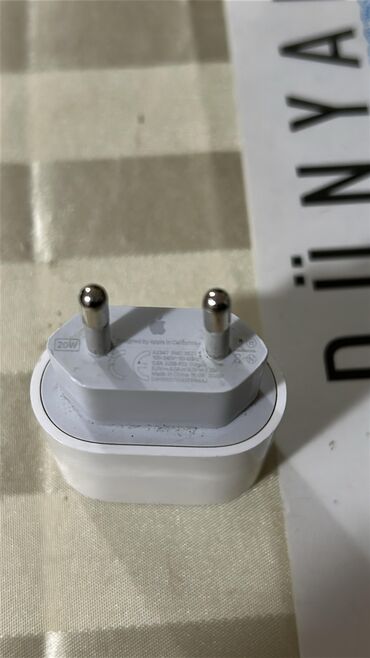 ayfon promaks 15 işlənmiş: Adapter Apple, 20 Vt, İşlənmiş