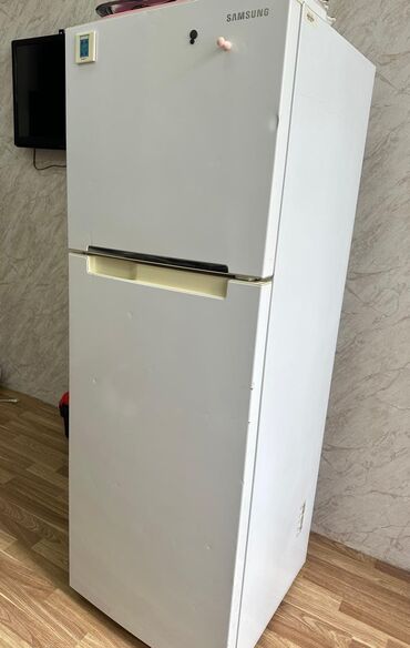 hisense soyuduculari qiymetleri: İşlənmiş 2 qapılı Samsung Soyuducu Satılır, rəng - Ağ