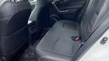 range rover 2010: Toyota RAV4: 2022 г., 2.5 л, Автомат, Бензин, Кроссовер — 3