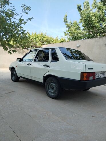 vaz 2101 for sale: VAZ (LADA) 21099: 1.5 l | 1998 il | 80000 km Sedan