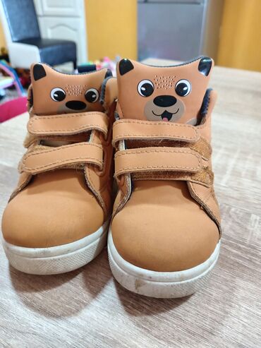 waikiki obuca za decake: Size - 22