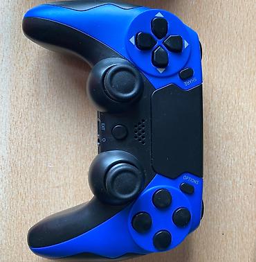 joystick ps4: PS4 Slim 500 GB satılır. ✅ 500 GB daxili yaddaş ✅ 4 ədəd joystick — 9