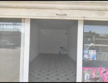 playstation klub arenda: 1-ci ve 2 ci aylari 120 azn 3 ci aydan 150 azn. Sexler ve