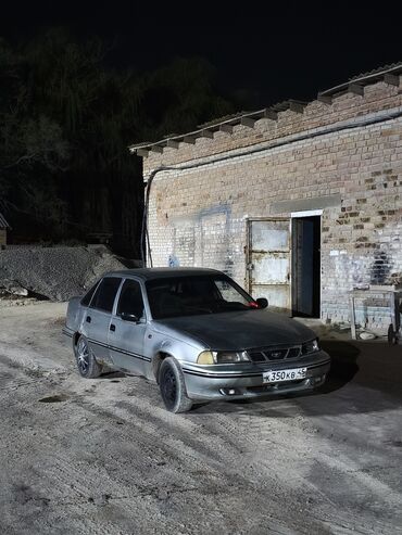 Daewoo: Daewoo Nexia: 2006 г., 1.6 л, Механика, Бензин, Седан