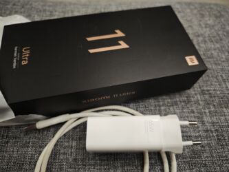 телефон за 10 тысяч: Xiaomi, Mi 11 Ultra, Б/у, 512 ГБ, цвет - Черный, 1 SIM, eSIM