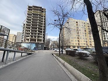 Аренда помещений свободного назначения: Сдается офис Исанова Рыскулова 200м2 7 кабинетов Сдается на — 7