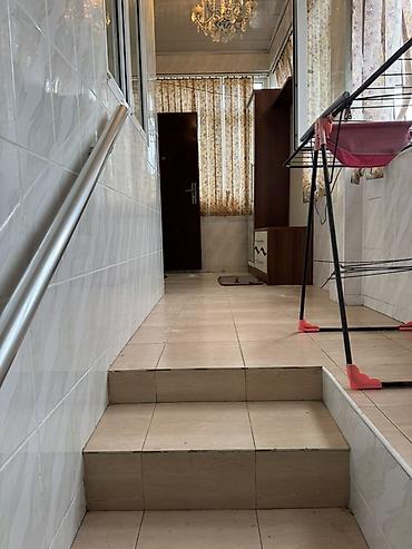 Uzunmüddətli kirayə evlər: Bileceride abide ve ag saraya yaxin heyet evi kiraye verilir. Evde her — 4