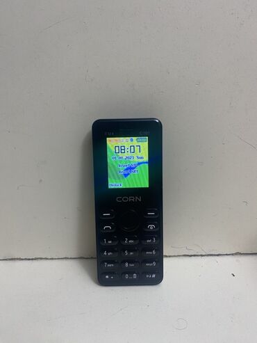 телефон fly nimbus 3: CORN C101 düyməli mobil telefon Xüsusiyyətlər: - Kompakt korpus
